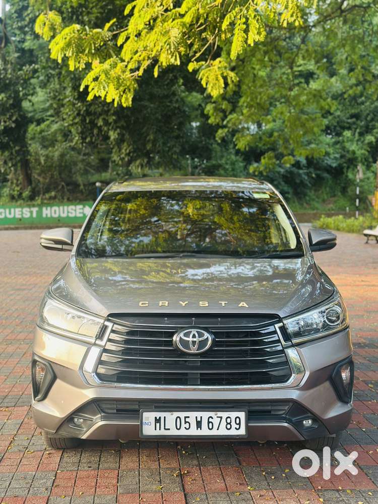 Toyota Innova Crysta 2.4 V 8 Str, 2021, Diesel