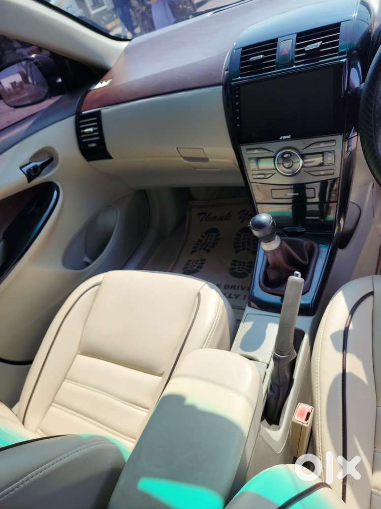 Toyota Corolla Altis 2010