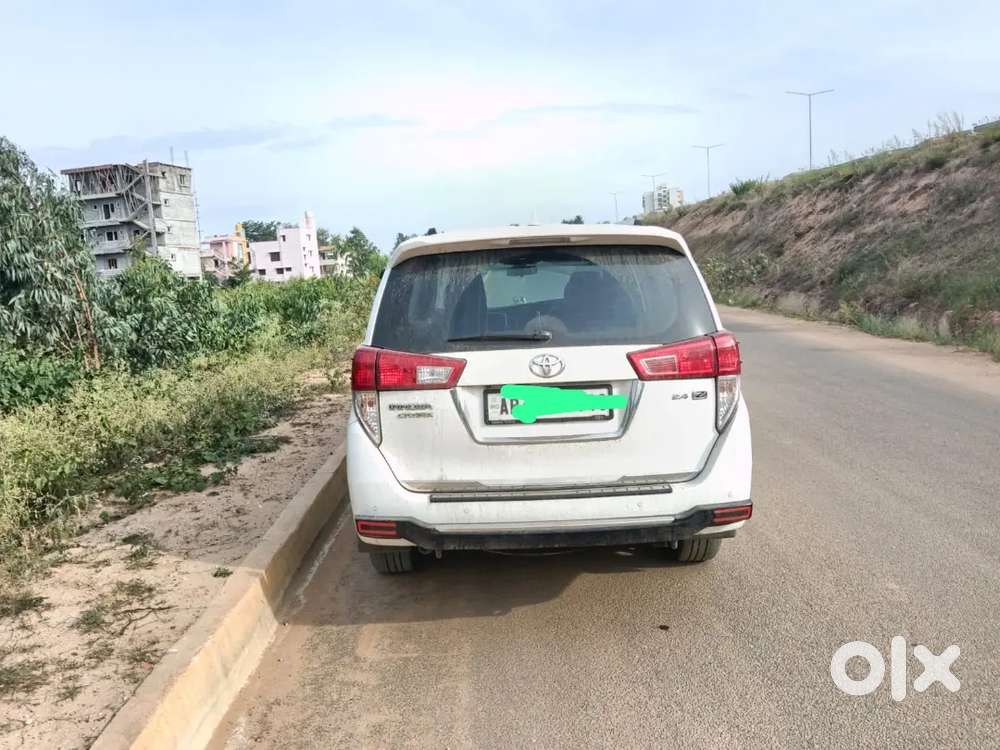 Toyota Innova Crysta Diesel 2026 Manual 1st