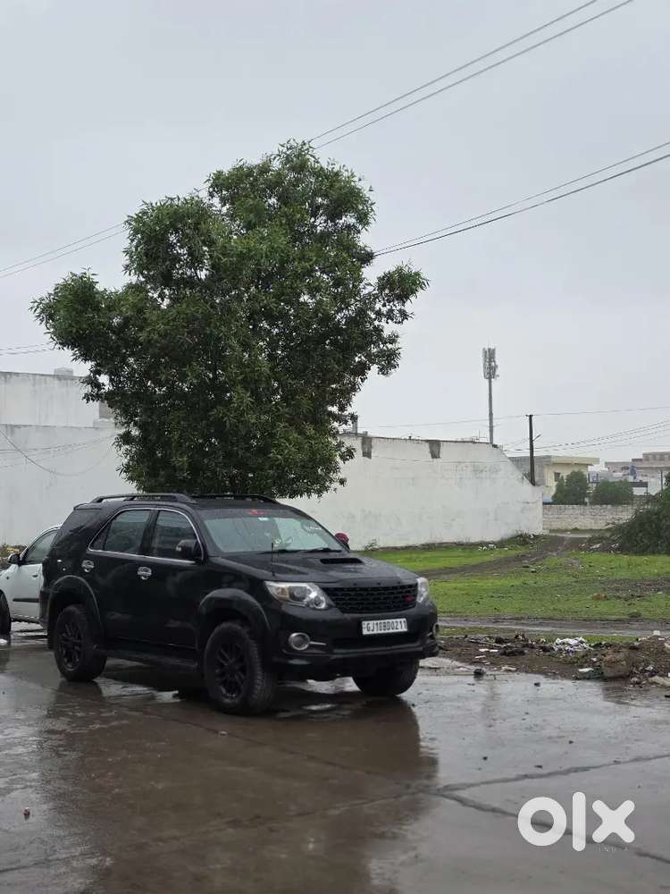 Toyota Fortuner Diesel 2014