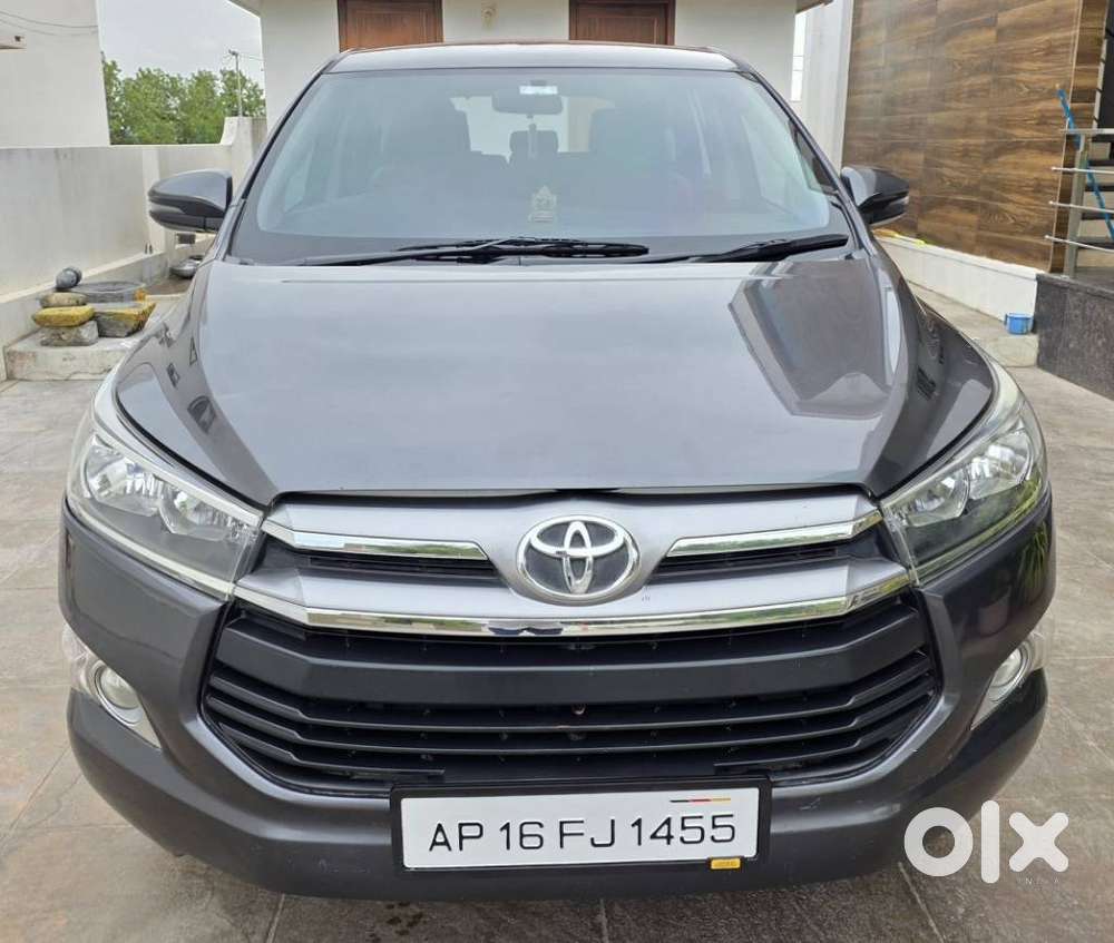 Toyota Innova Crysta 2.4 G Mt 8s, 2018, Diesel