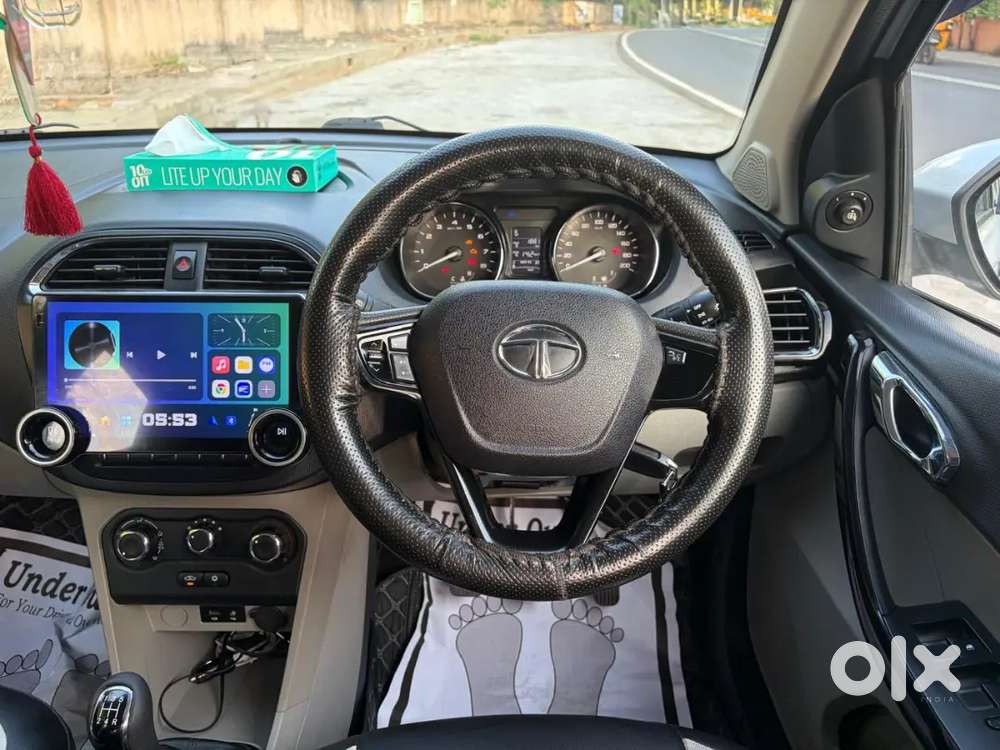 Tata Tiago Petrol 2018