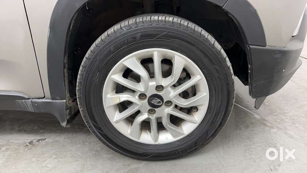 Mahindra Kuv 100 Mfalcon G80 K8, 2016, Petrol