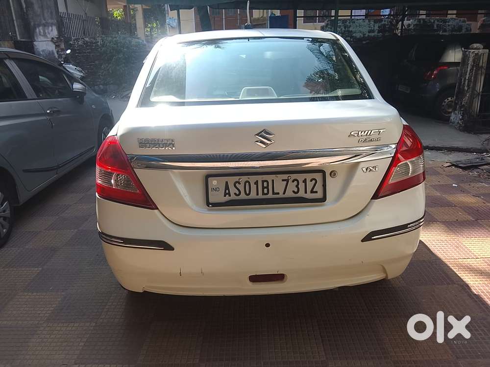 Maruti Suzuki Swift Dzire 1.2 Vxi Bsiv, 2014, Petrol