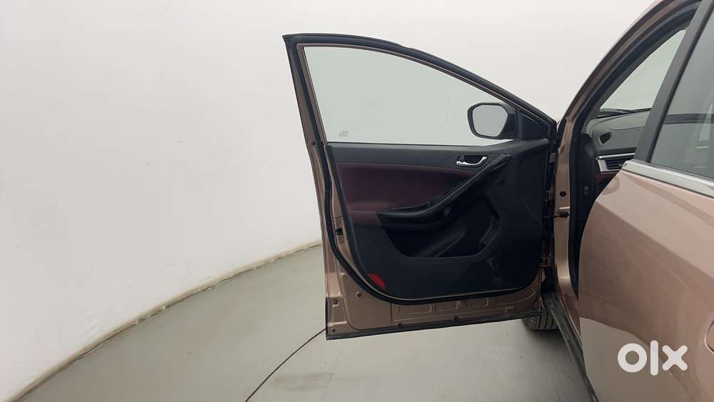 Tata Curvv Accomplished S 1.2 Revotron Petrol 7dca, 2024, Petrol