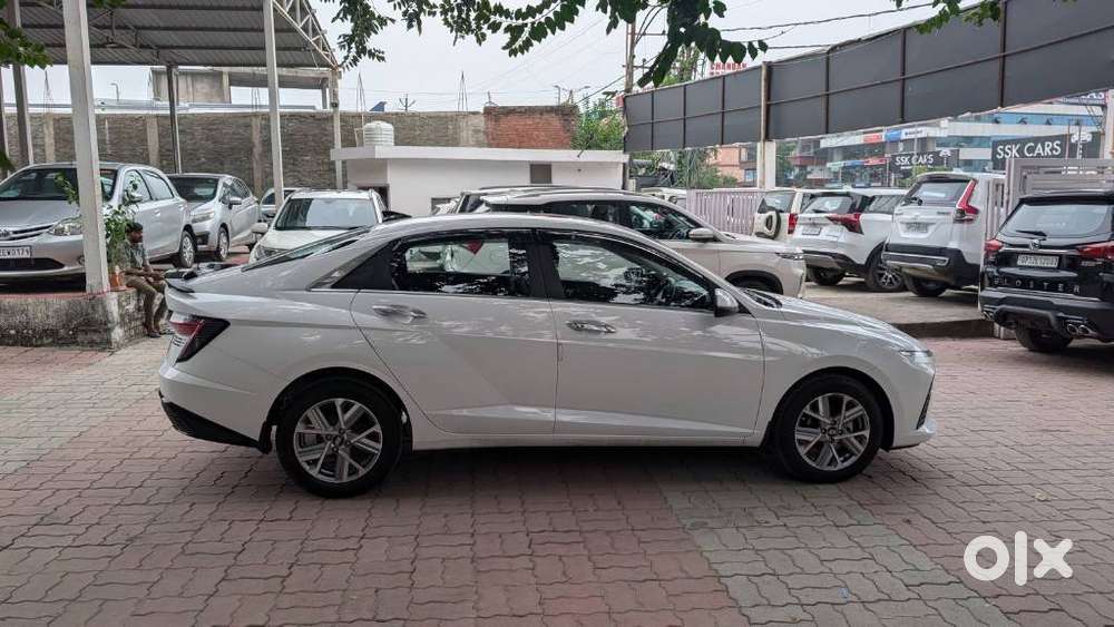 Hyundai Verna Sx (o)1.5 Vtvt [2023 - 2026], 2025, Petrol