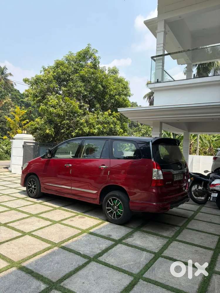 Toyota Innova 2007 Diesel Well Maintained