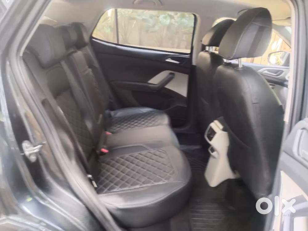 Volkswagen Taigun 1.0 Tsi Highline At, 2023, Petrol