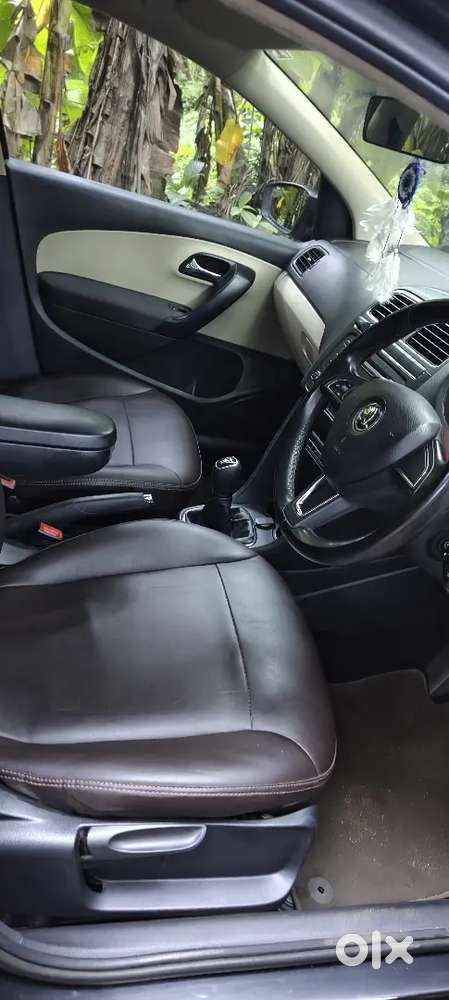 Skoda Rapid 1.6 Active 2017