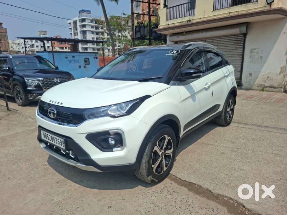 Tata Nexon 1.2 Revotron Xz Plus, 2022, Petrol