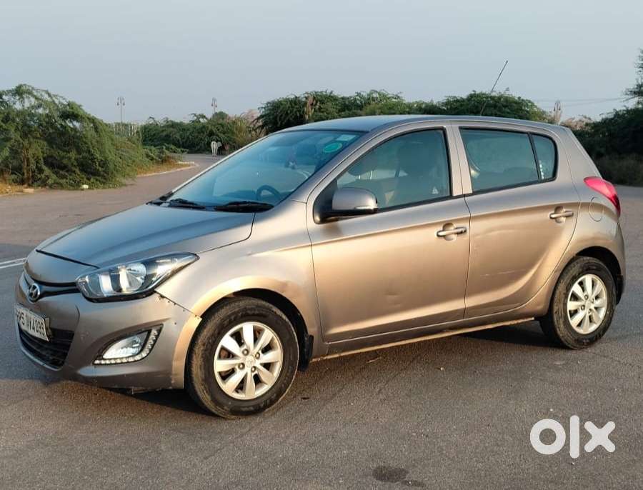 Hyundai I20 Sportz 1.2 Bs-iv, 2013, Petrol