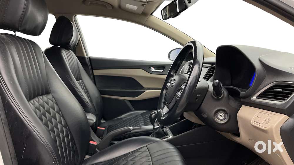 Hyundai Verna 1.6 Vtvt Sx, 2017, Petrol
