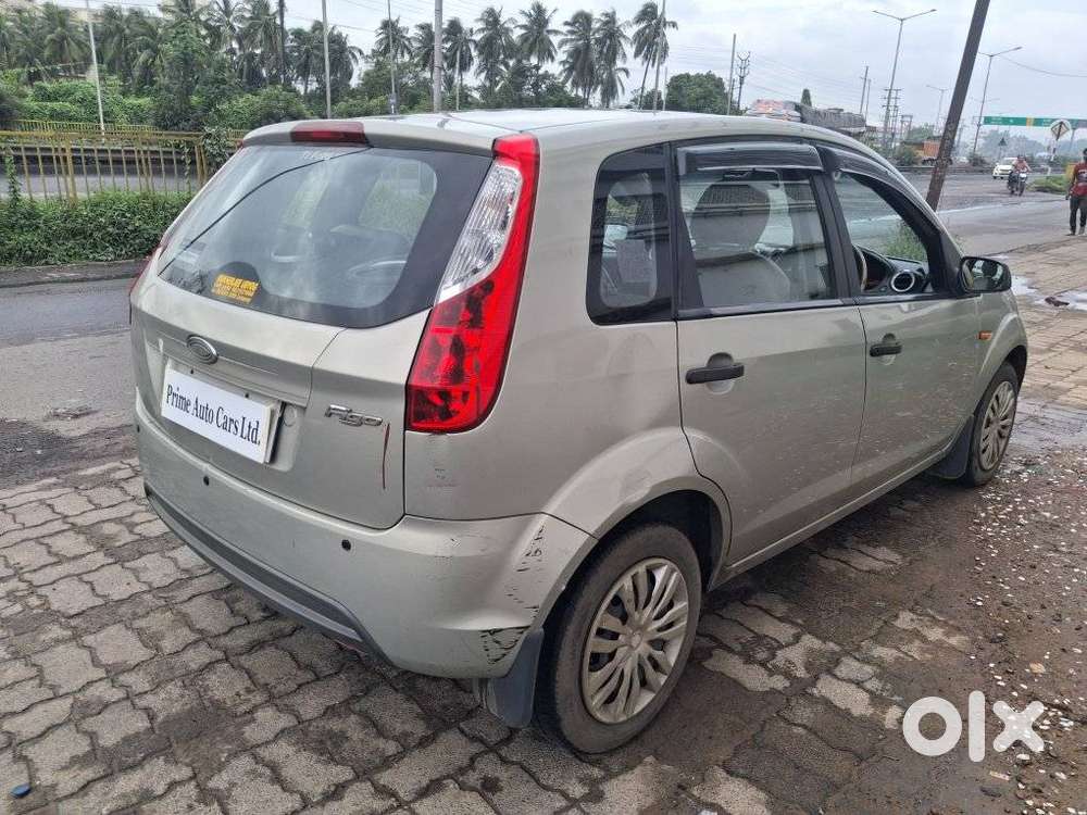 Ford Figo 1.2p Titanium Mt, 2012, Petrol