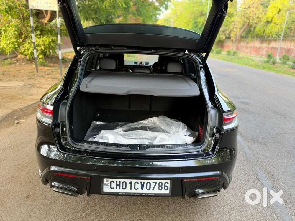 Porsche Macan 2024 Petrol Well Maintained