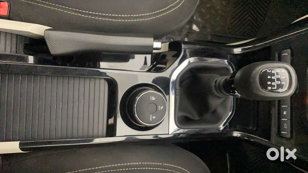 Tata Nexon 1.2 Revotron Xz Plus, 2021, Petrol