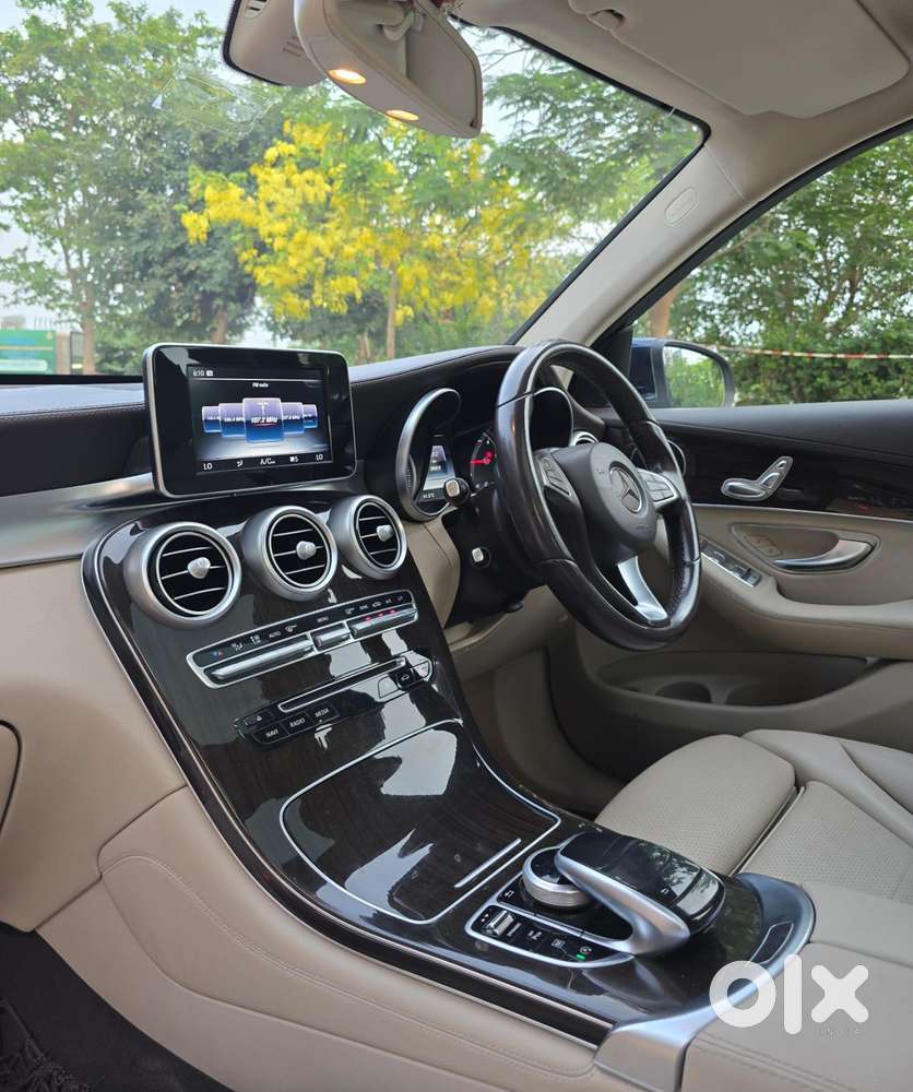 Mercedes-benz Glc Class 220d Celebration Edition, 2017, Diesel