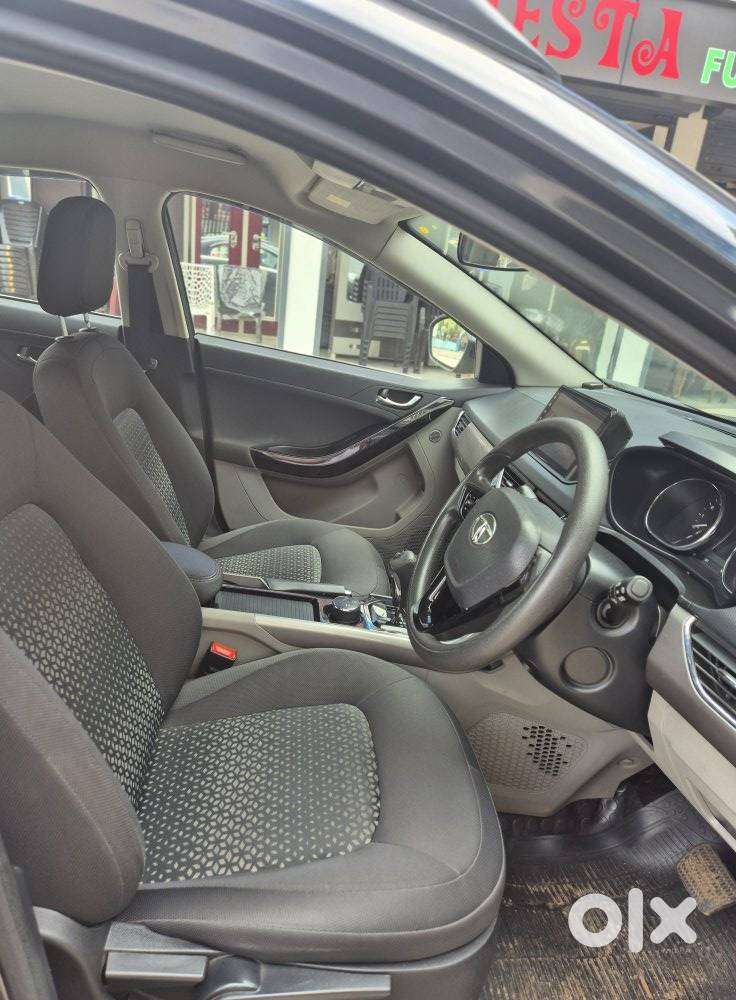 Tata Nexon 1.2 Revotron Xza Plus (o) Amt, 2019, Petrol