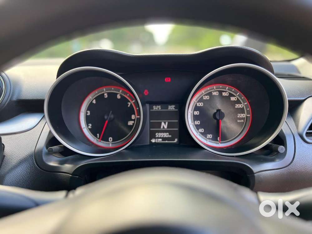 Maruti Suzuki Swift 1.2 Vxi (o), 2023, Petrol