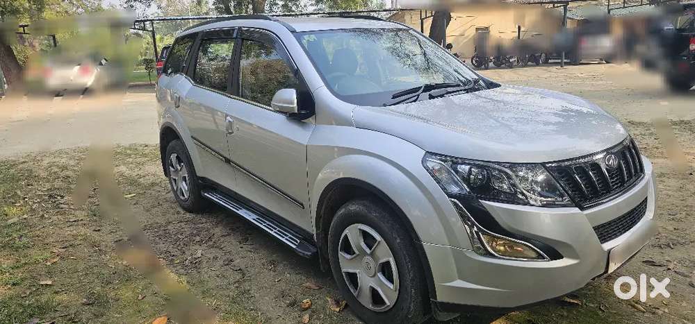 Mahindra Xuv500 2017 Diesel 85000 Km Driven