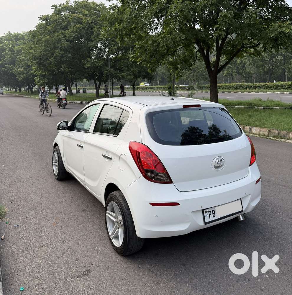 Hyundai I20 Sportz Option 1.4 Crdi, 2012, Diesel