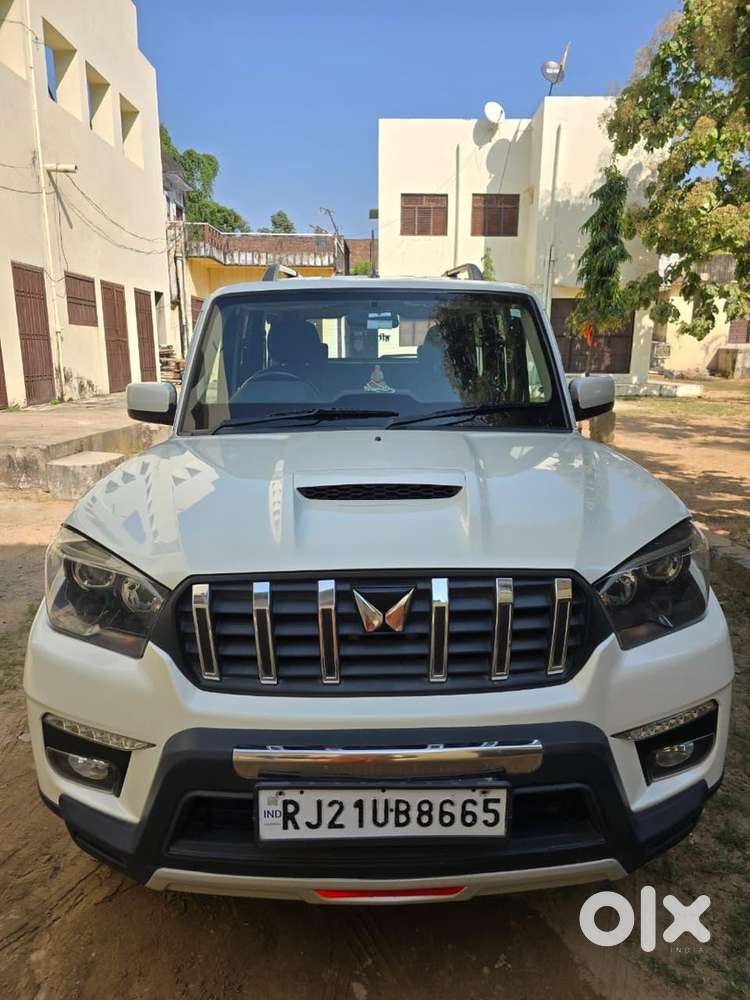 Mahindra Scorpio Classic 2022 Diesel 110000 Km Driven