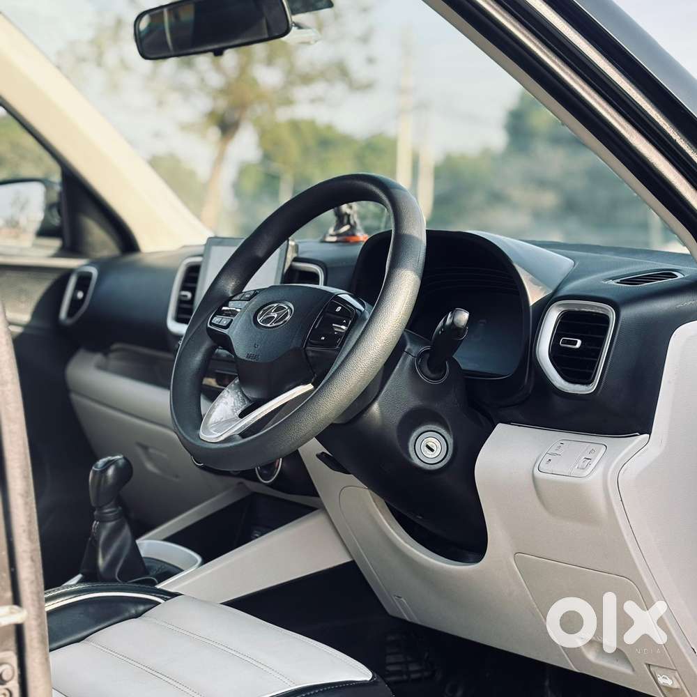 Hyundai Venue 1.2 S Plus, 2024, Petrol