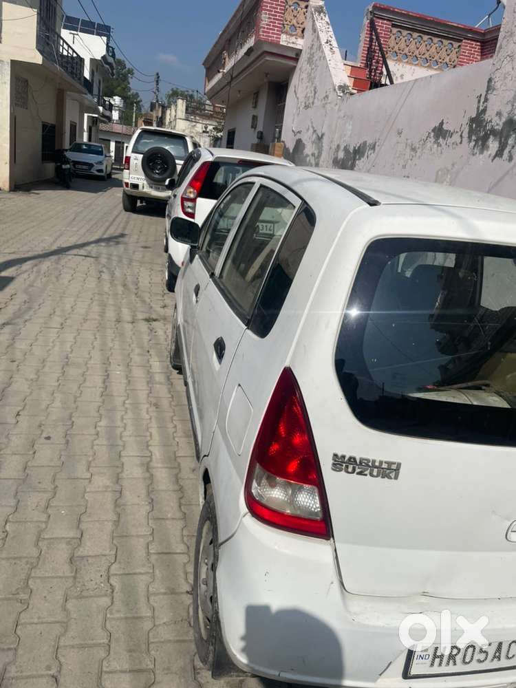Maruti Suzuki Zen Estilo 2011