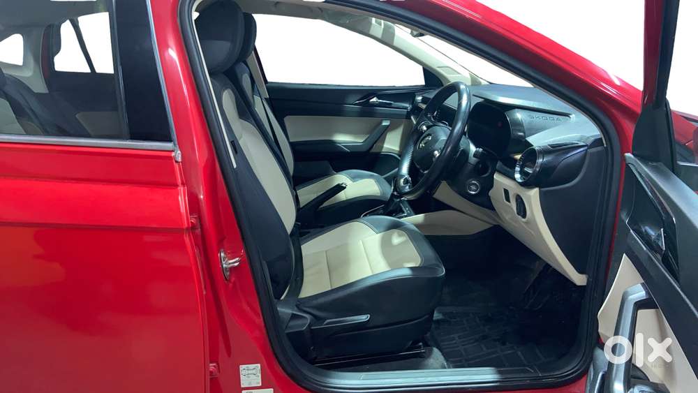 Skoda Slavia 1.0 Tsi Style At, 2022, Petrol