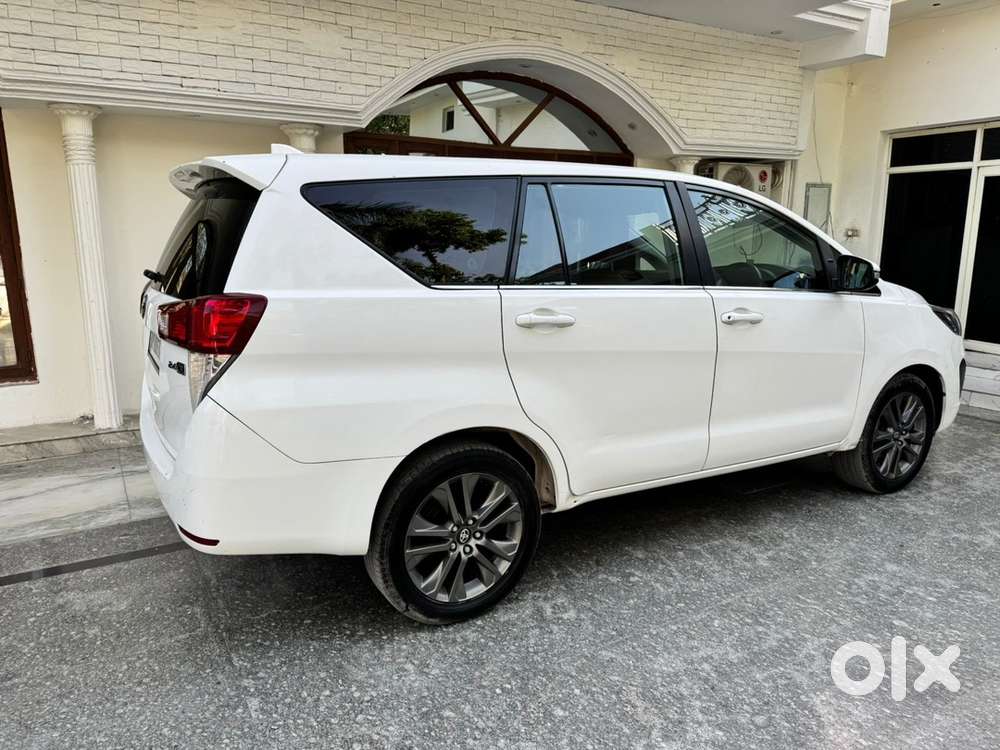 Innova Crysta
