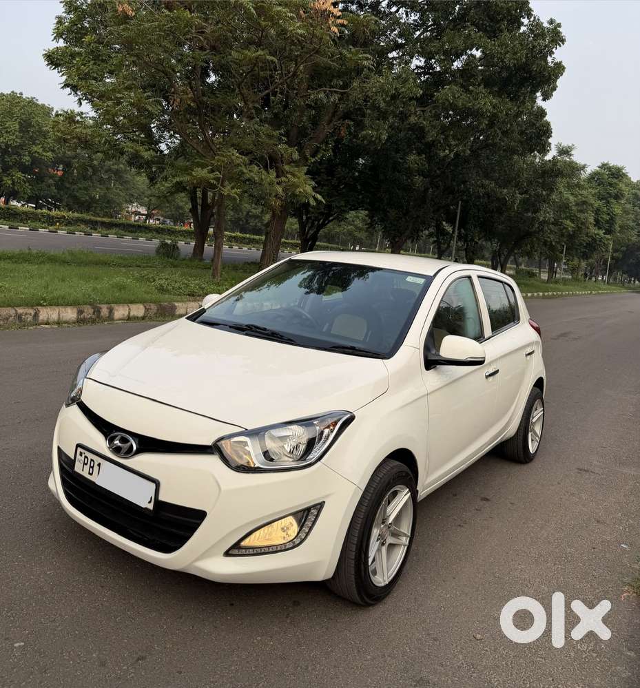 Hyundai I20 Sportz Option 1.4 Crdi, 2012, Diesel