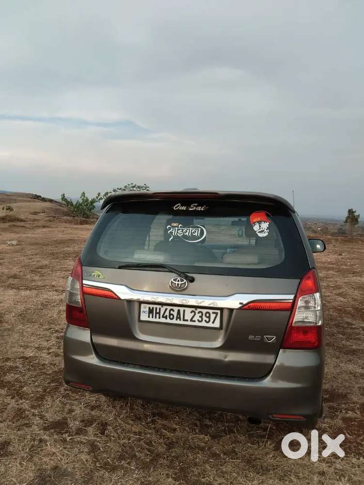 Toyota Innova 2015 Diesel 85000 Km Driven