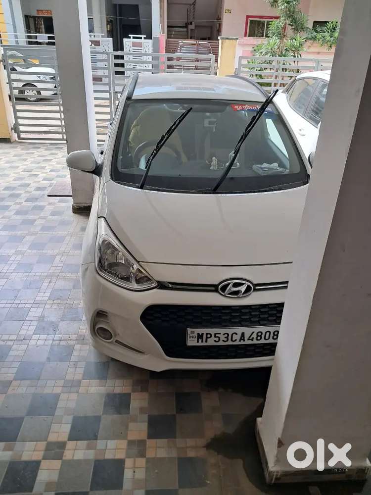 Hyundai Grand I10 2017 Petrol Well Maintained