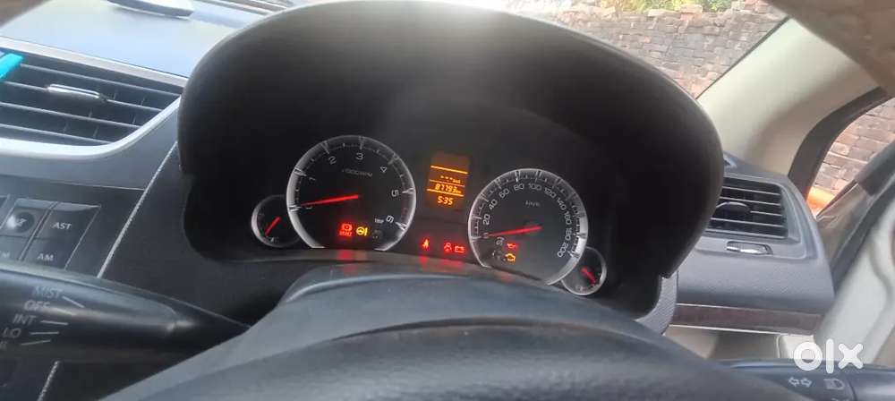 Maruti Suzuki Swift Dzire 2015