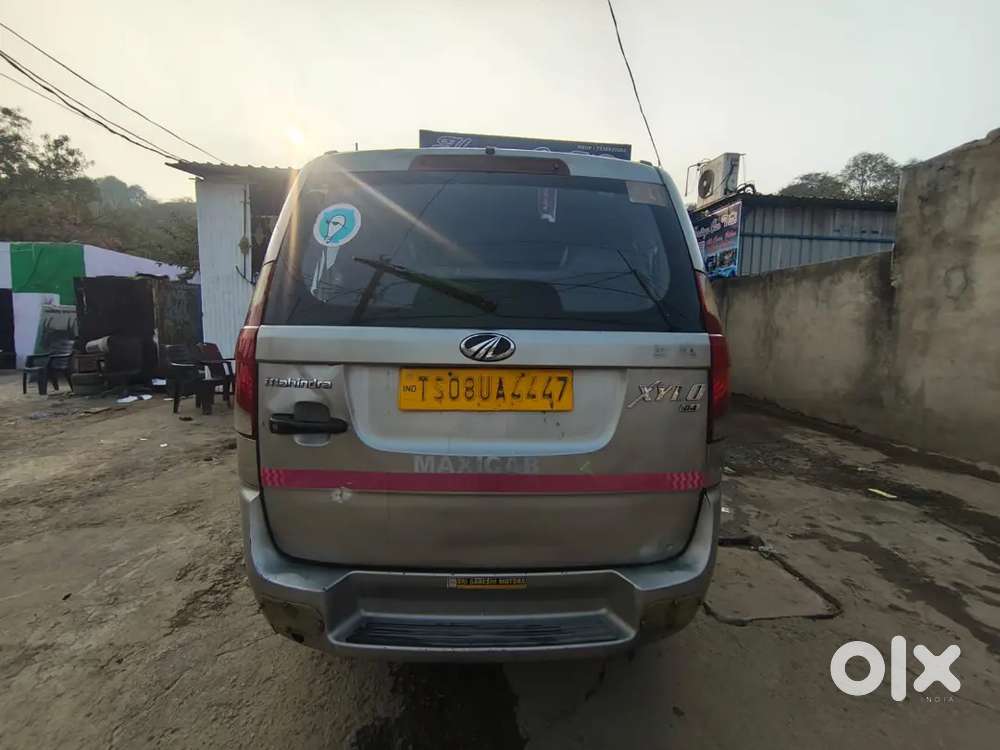 Mahindra Xylo 2015