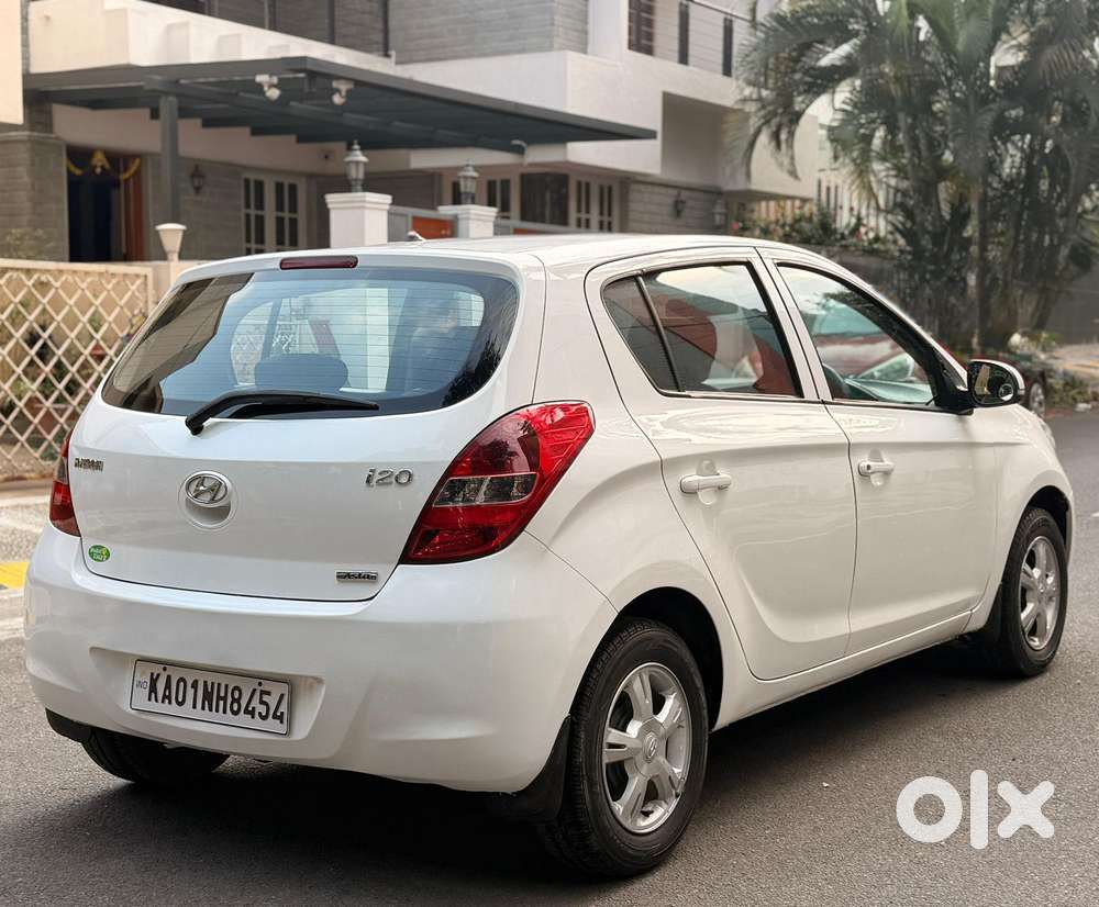 Hyundai I20 2012-2014 Asta Optional With Sunroof 1.2, 2011, Petrol