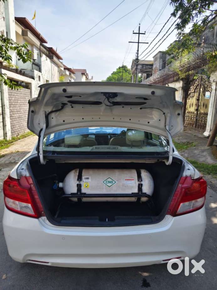 Maruti Suzuki Dzire 1.2 Vxi, 2022, Cng & Hybrids