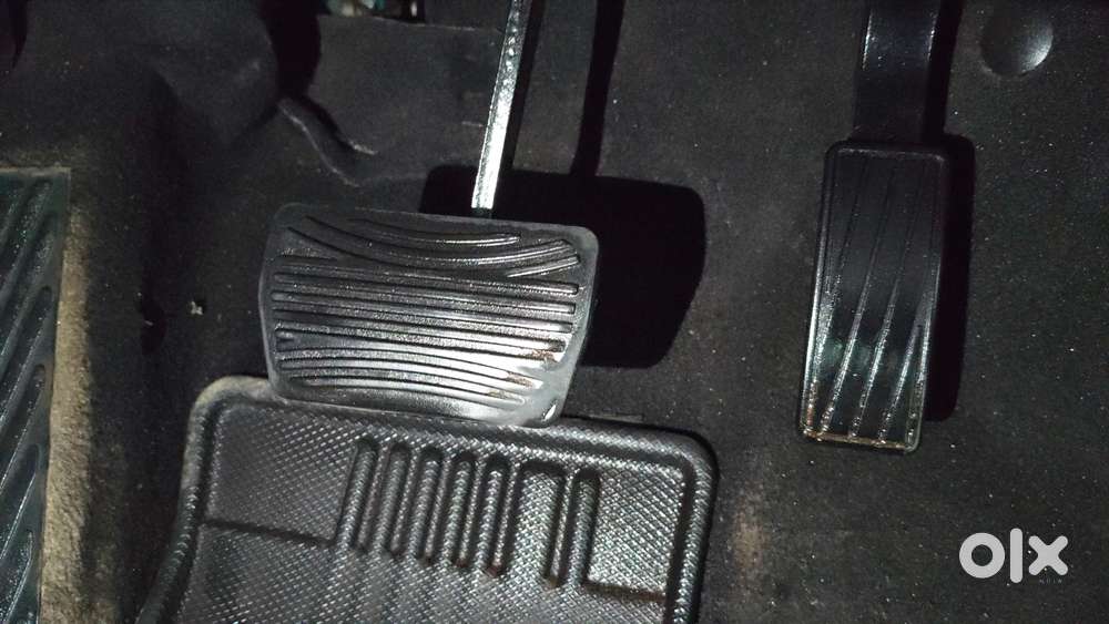 Mahindra Xuv700 2.2 Ax 7 Diesel Mt Luxury Pack Str, 2024, Diesel