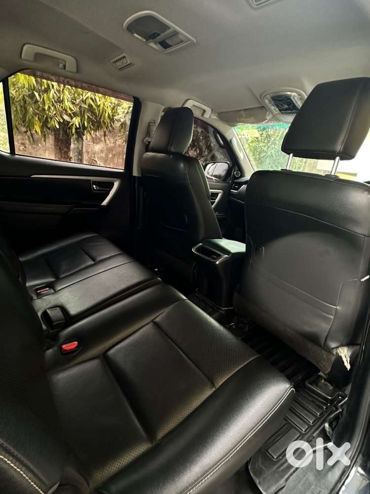 Toyota Fortuner 2022 Diesel Well Maintained