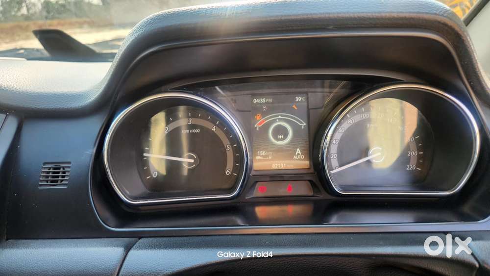 Tata Hexa 2.2 Xt 4x2 7 Str Dual Tone, 2018, Diesel