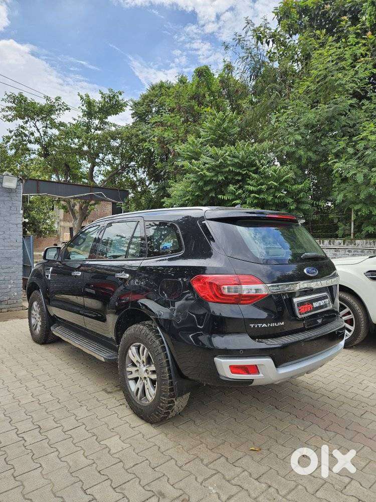 Ford Endeavour 3.2 Titanium At 4x4, 2016, Diesel