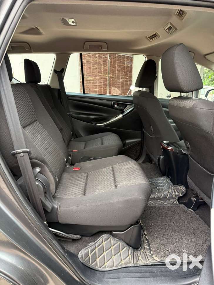 Toyota Innova Crysta 2.4 G Mt, 2018, Diesel