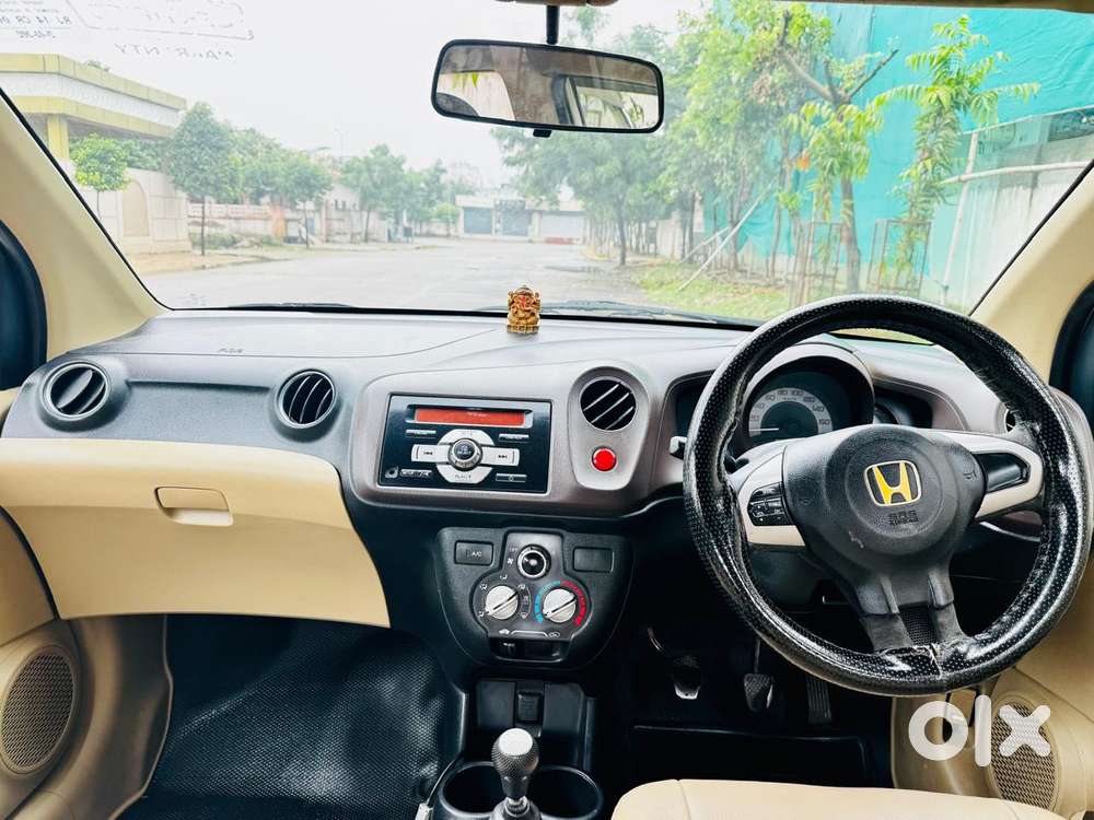 Honda Brio V Mt, 2012, Petrol