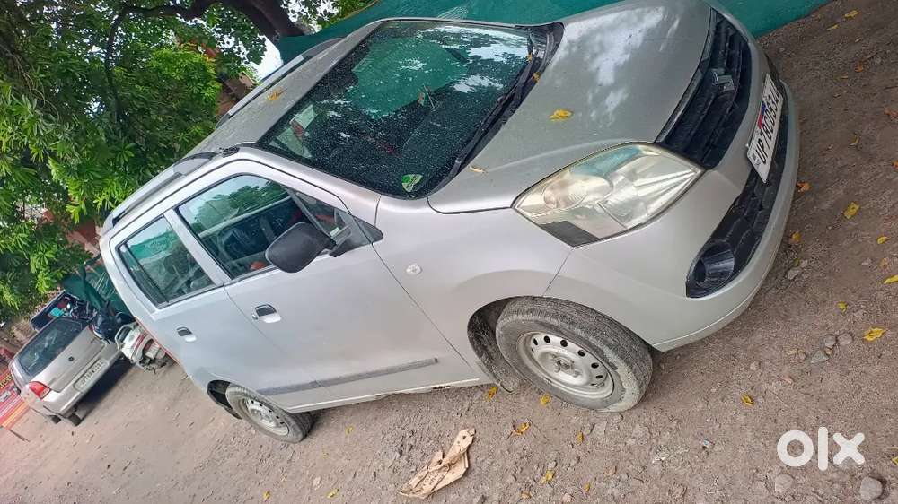 Well Maintained Showroom Condition Car