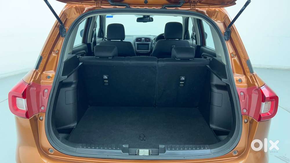 Maruti Suzuki Vitara Brezza 1.5 Zxi Plus At, 2021, Petrol
