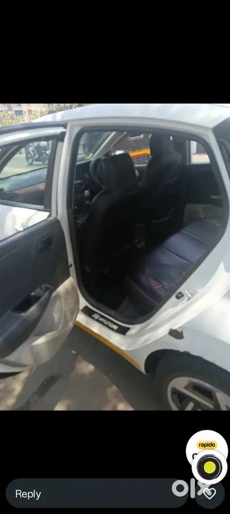 I Want To Sell Hyundai Aura Petrol+cng Model 2023