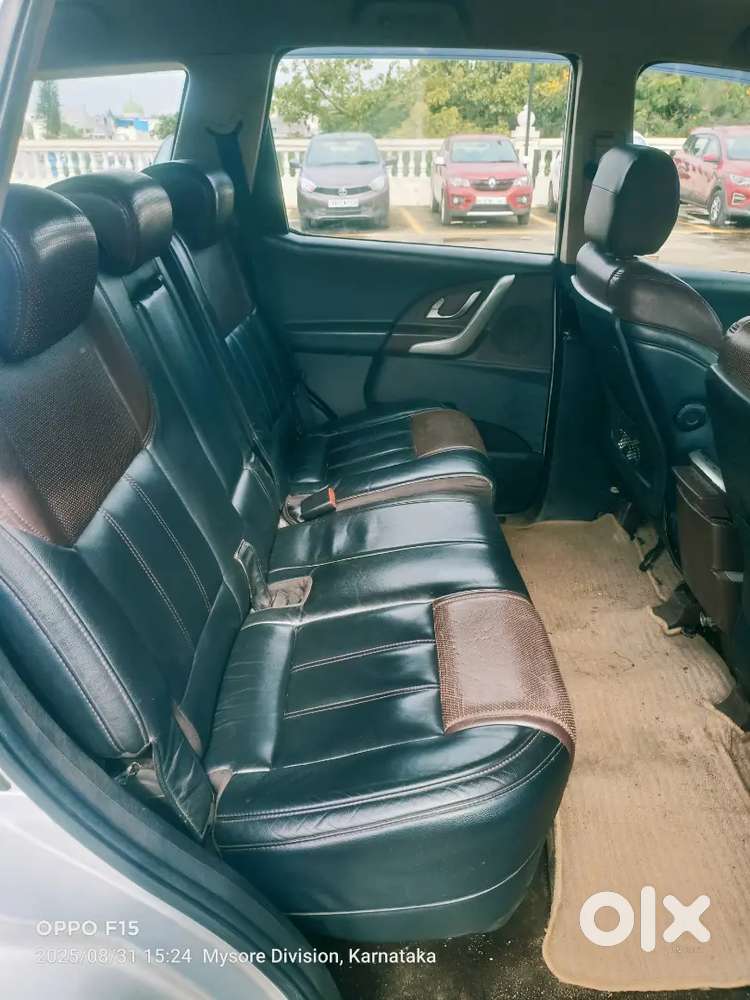 Mahindra Xuv500 W8 Full Topand
