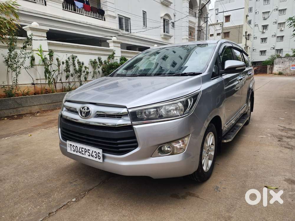 Toyota Innova Crysta G 8 Str, 2016, Diesel