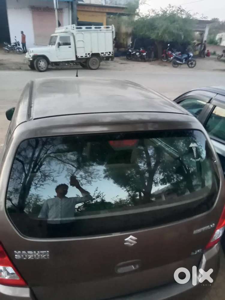 Kar Bech Rahe Hain