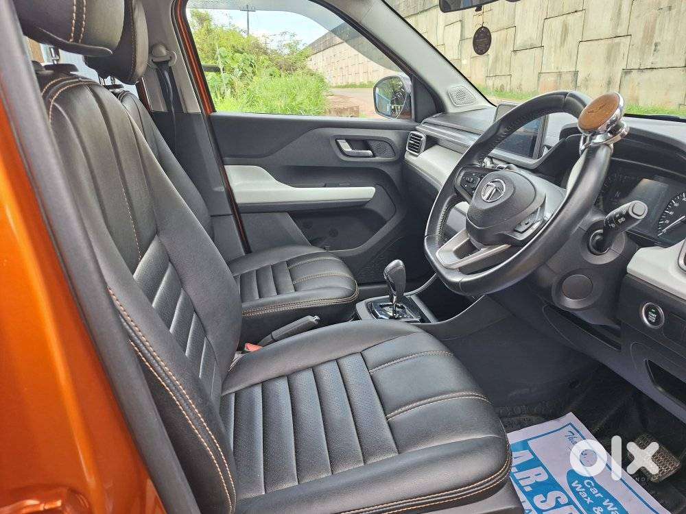 Tata Punch 1.2 Revotron Creative Amt Dual Tone, 2022, Petrol