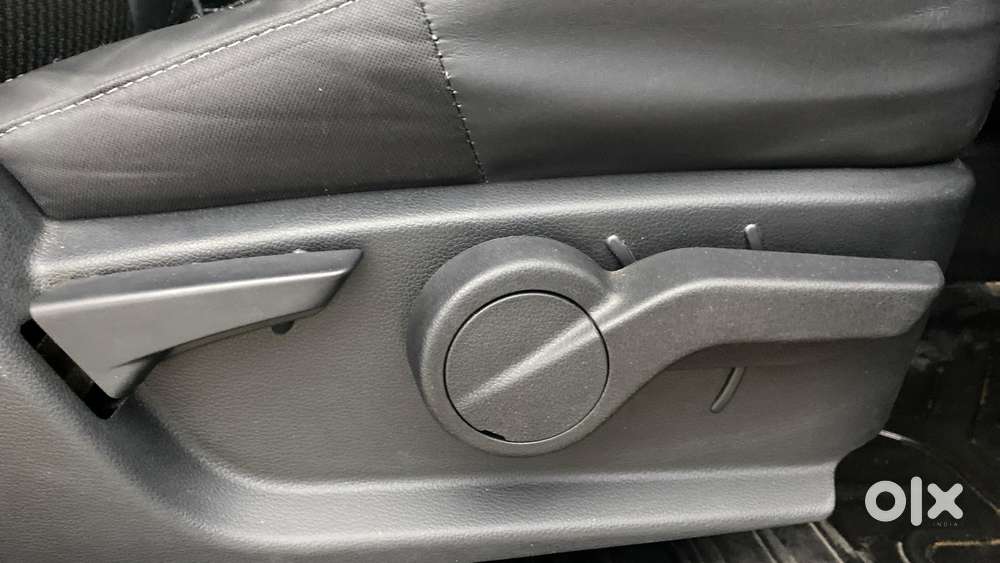 Mahindra Thar Lx P At 4wd 4s Ht, 2022, Petrol